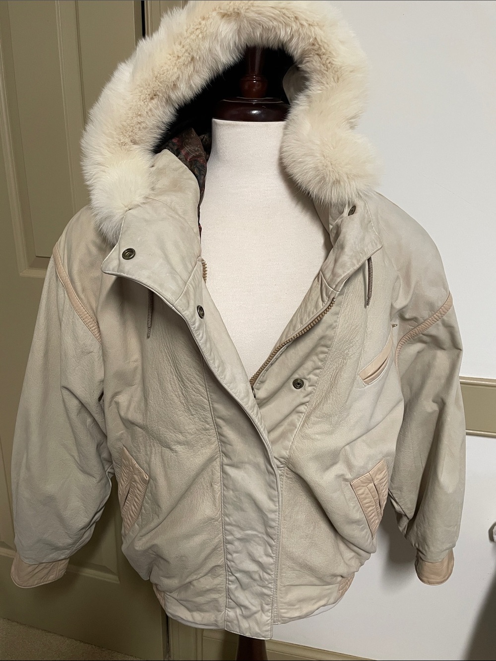 Marvin Roberts vintage leather Winter Jacket w Fur Trim
